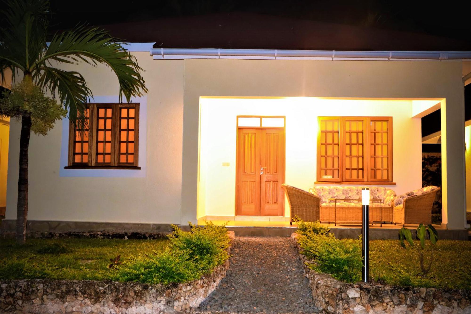 V-Szameitat Homes เดียนีบีช ภายนอก รูปภาพ